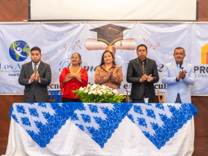 Producción de camarón mediante sistemas modernos de acuicultura sostenible profesional